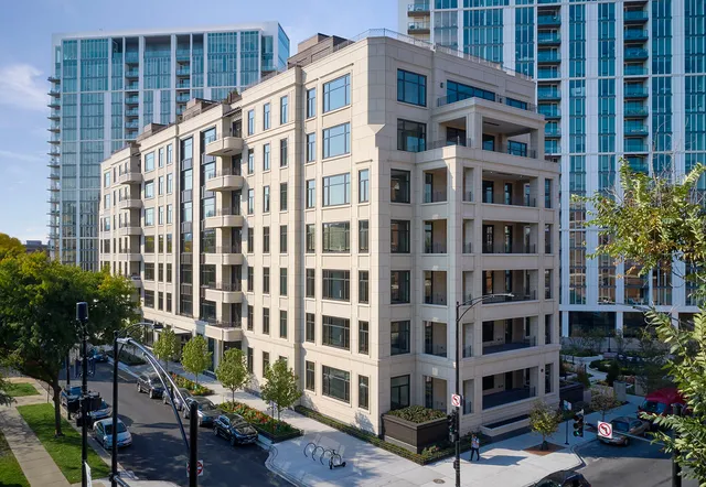 The Orchard residential building in Lincoln Park, Chicago — architectural precast facade inspired by prewar Lakeshore Drive co-ops