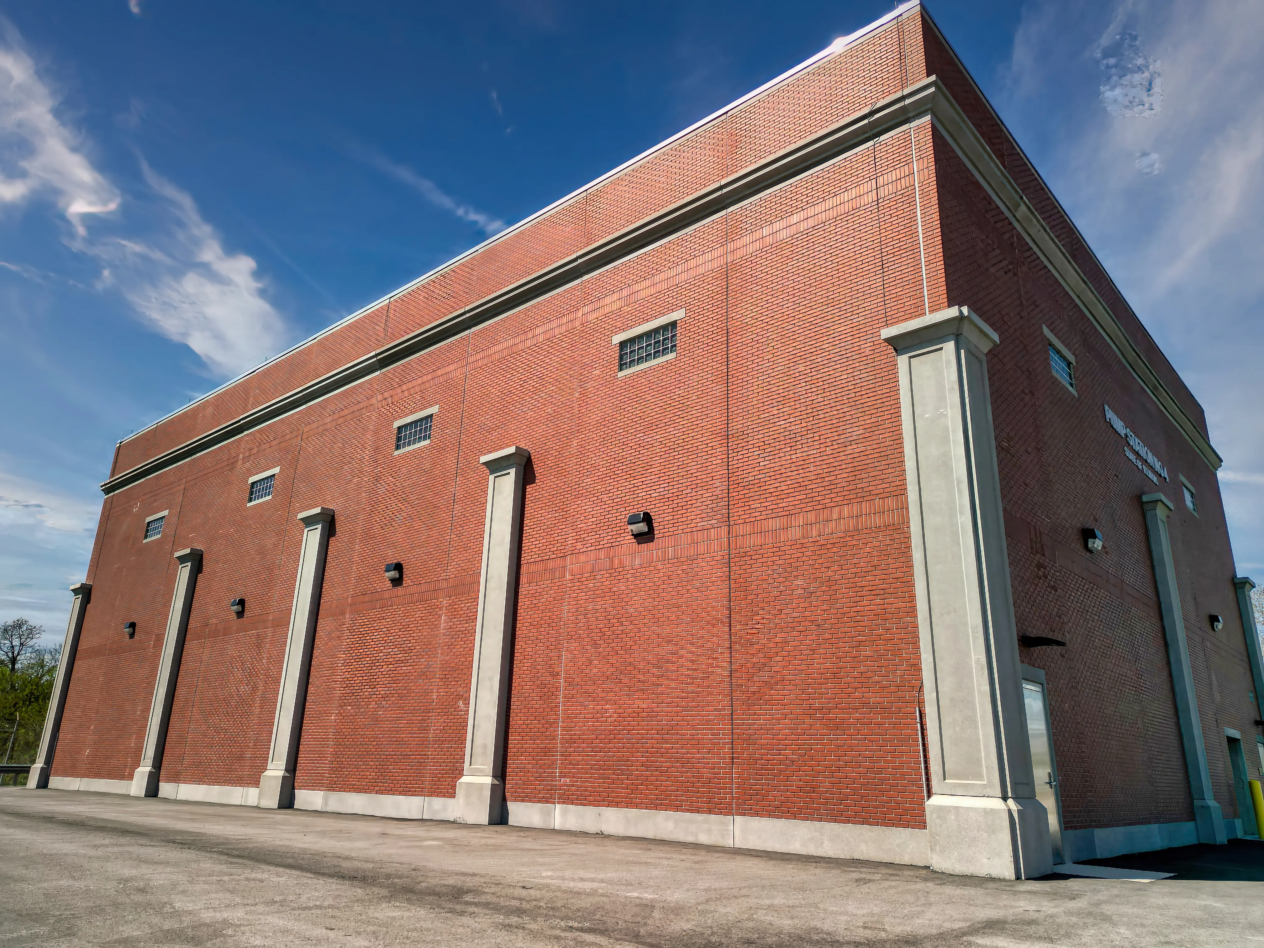 Thin-brick architectural precast on Pump Station No. 4, a State of Illinois infrastructure building in Chicago